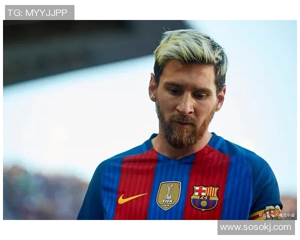 退役著名足球球星赛场往事与辉煌生涯再度回顾